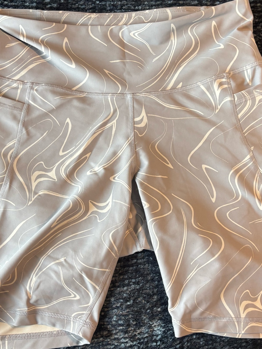 Women’s Old Navy Marble-Print Athletic Bike Shorts - Light Gray